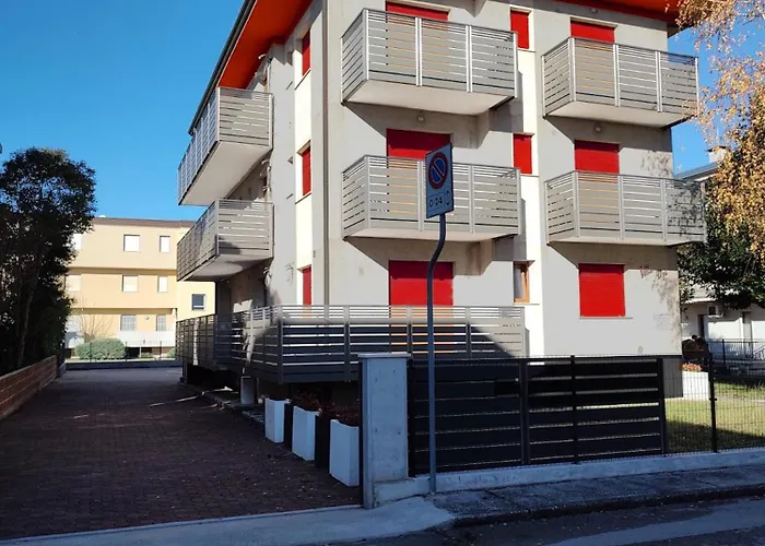 Modern By The Apartman Lignano Sabbiadoro